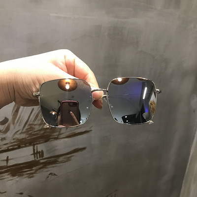 Stílusos női szemüveg nyárra, különböző színekben