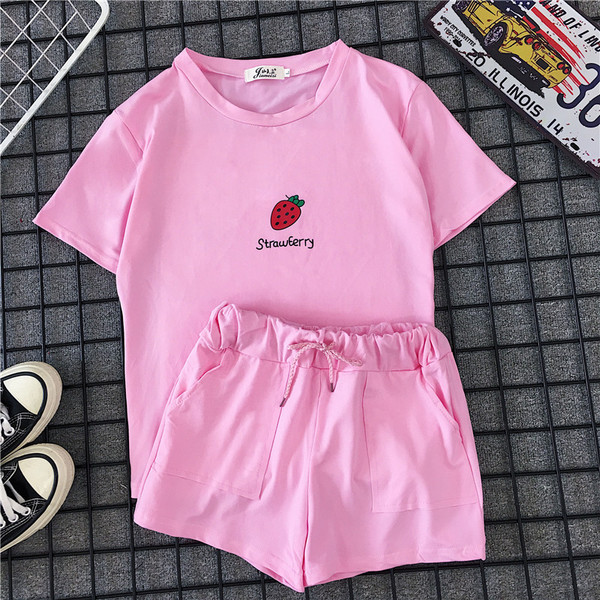 Napi női nyári szett fekete, fehér és rózsaszín felrakással