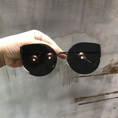 Model nou de ochelari de damă pentru vară