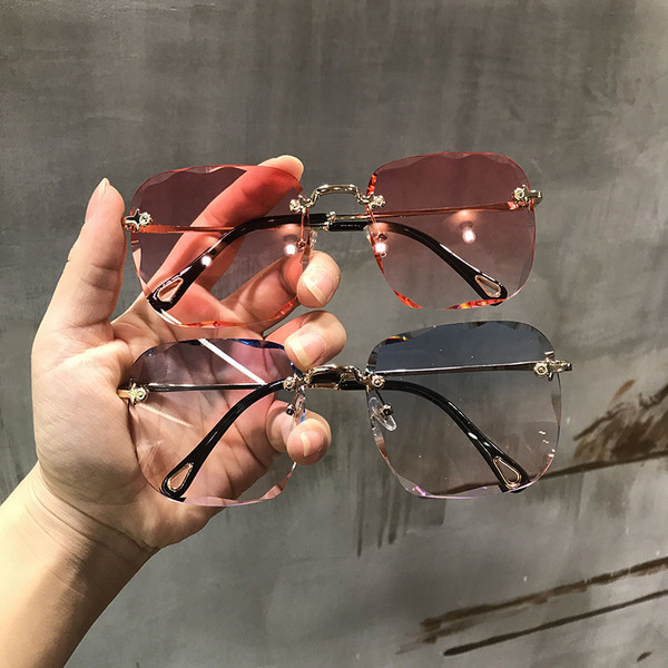 Ochelari de dama in forma patrata in mai multe culori