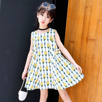 Παιδικό φόρεμα για κορίτσια με λαιμόκοψη