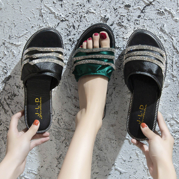 Papuci casual de dama cu talpa plate in verde si negru