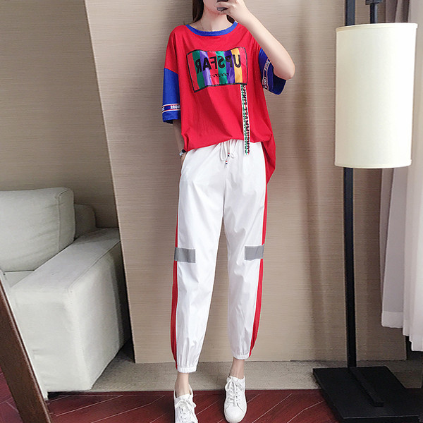 Női sport szett pólóval és nadrággal több színben