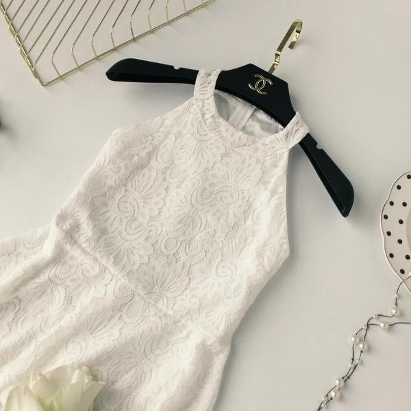 Stílusos női ruha O-nyakkal, több színben