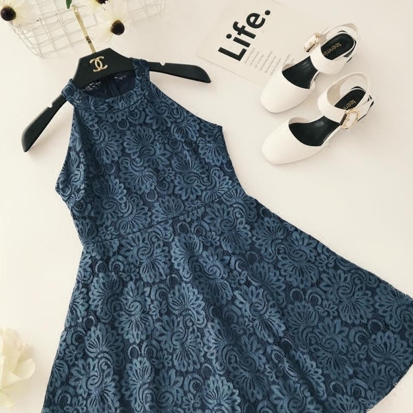 Stílusos női ruha O-nyakkal, több színben