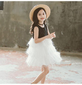 Modern, O-nyakú gyerekruha, két színben