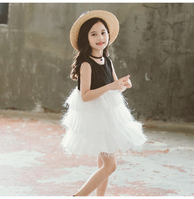 Modern, O-nyakú gyerekruha, két színben