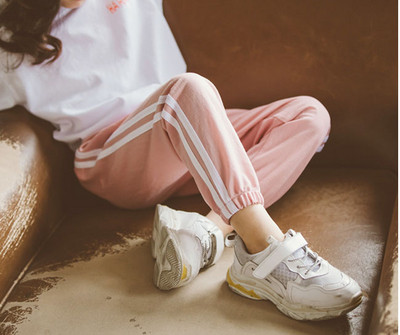 Pantaloni sport copii in trei culori pentru fete