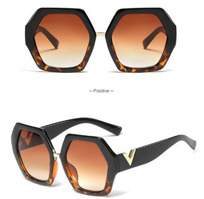 Ochelari de soare de dama actuali cu rama lata in mai multe culori