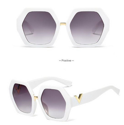 Ochelari de soare de dama actuali cu rama lata in mai multe culori