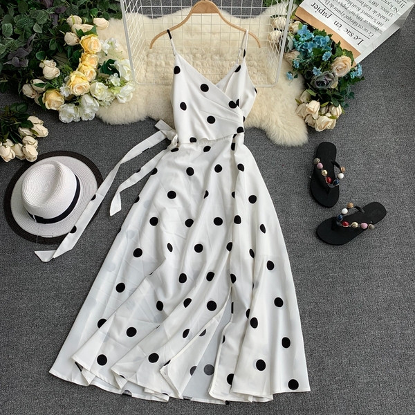 Pöttyös női nyári ruha fehér színben