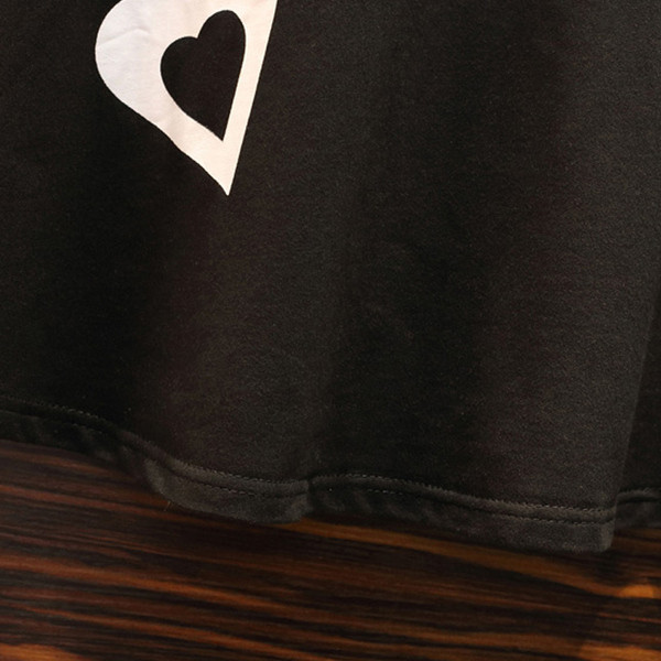 Alkalmi női ruha fekete rátéttel