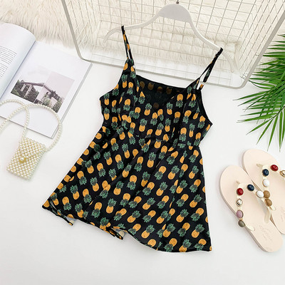 Stílusos női felső V-nyakkal, többféle színben