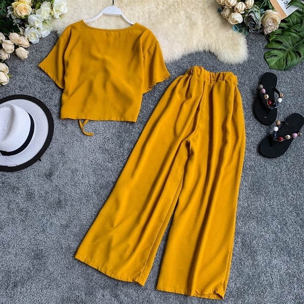 Modern női szett kétrészes nyakkendővel két színben