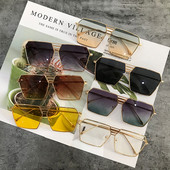 Női szemüveg nyárra színes szemüveggel