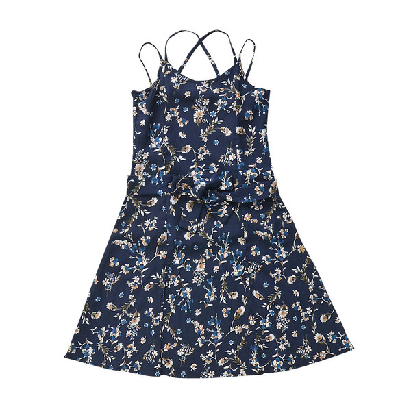 Modern gyerekruha vékony pántokkal és virágmotívumokkal