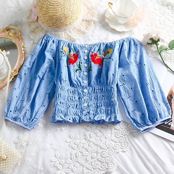 Modern női blúz több színben hímzéssel