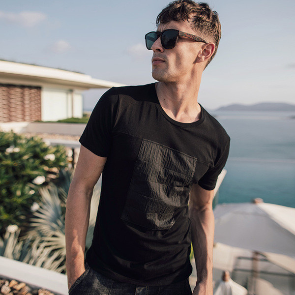 Tricou casual barbatesc de culoare neagra