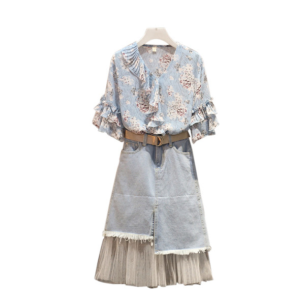 Modern női blúz és farmerszoknya szett