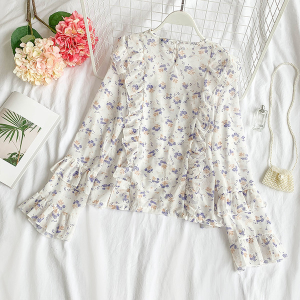 Stílusos női ing lótusz ujjakkal, több színben