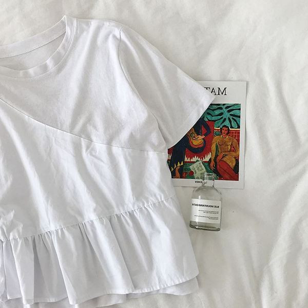 Modern női blúz fehér és fekete színben, O-nyakkal