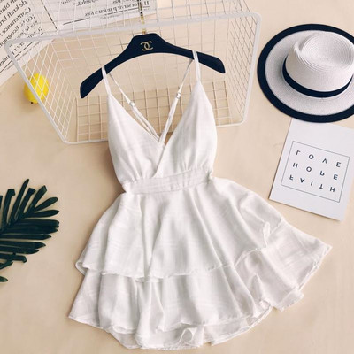 Modern női ruha négy színben, mély nyakkivágással