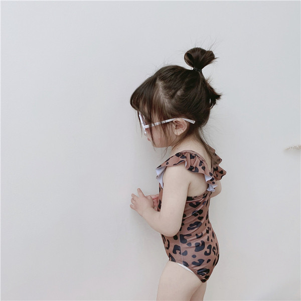 Modern, leopárdmintás gyermek fürdőruha lányoknak