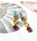 Modern női fülbevaló színes díszkövekkel