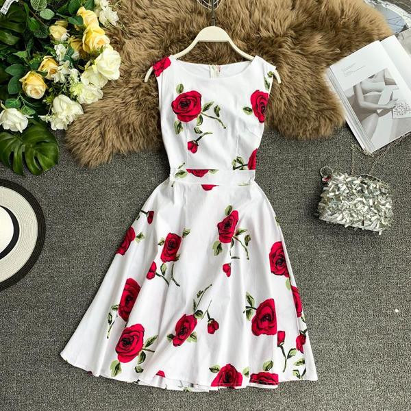 Stílusos női ruha O-nyakú színes rátéttel, több színben