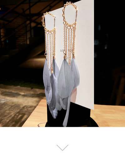 Női hosszú fülbevaló két színben, tollal