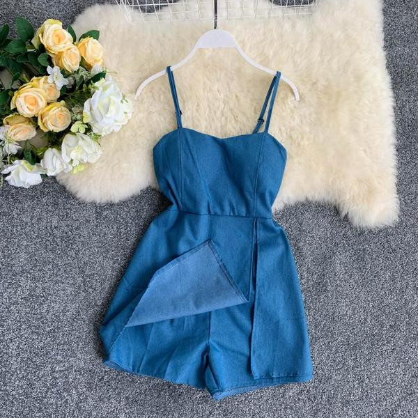 Дамски гащеризон с тънки презрамки в два цвята 