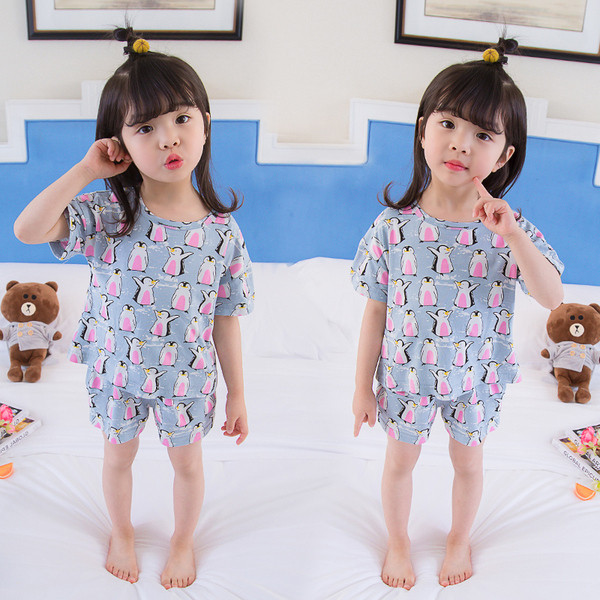 Modern gyerek pizsama lányoknak rózsaszín és kék mintával