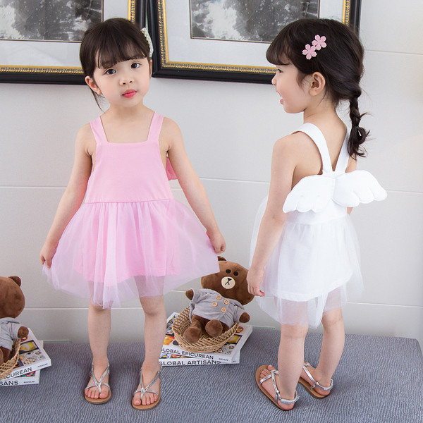 Modern gyerekruha lányoknak fehér és rózsaszín 3D díszítéssel