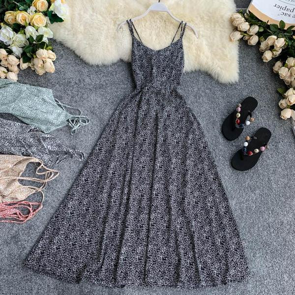 Rochie lunga de dama cu bretele subtiri in mai multe culori