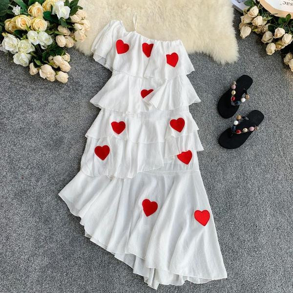 NOU Rochie elegantă de damă cu o singură mânecă și aplicație colorată - inimă