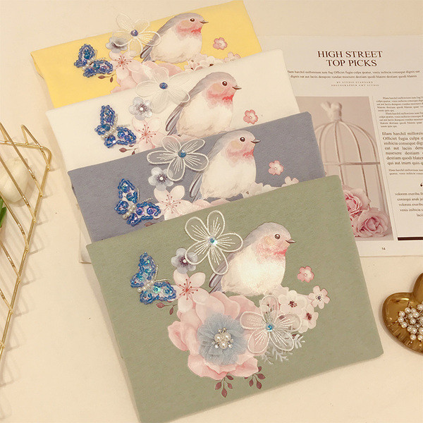 Stílusos női póló 3D elemmel több színben