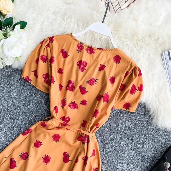 Női nyári ruha hosszú modell narancssárga színben