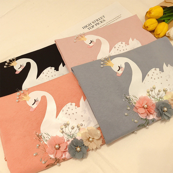 Alkalmi női póló 3D elemmel több színben