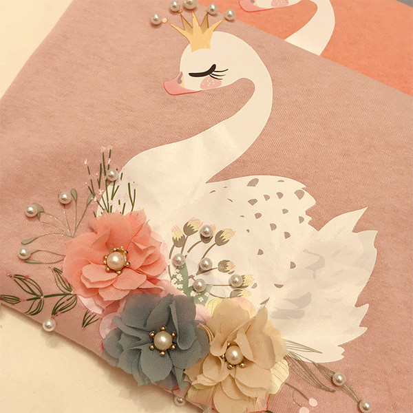 Alkalmi női póló 3D elemmel több színben