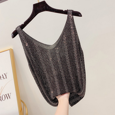 Stílusos női felső V-nyakkal, több színben