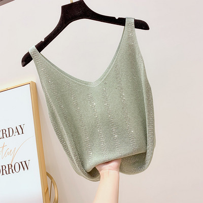 Stílusos női felső V-nyakkal, több színben