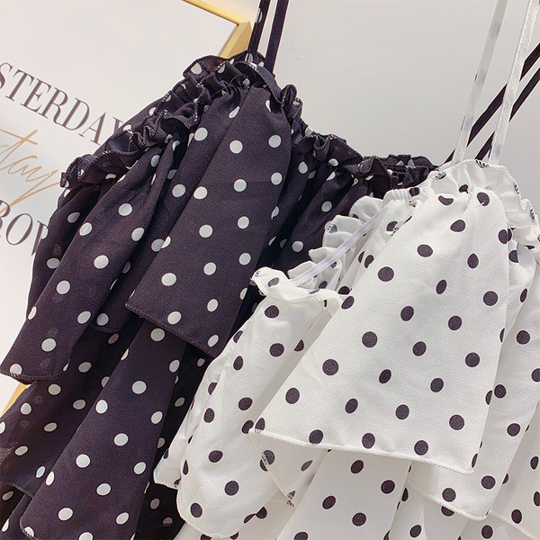 Alkalmi női ruha vékony pántokkal, fehér és fekete színben