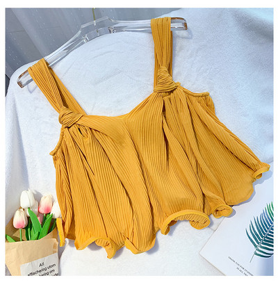 Stílusos női felső, vastag pántokkal és V-nyakú, többféle színben