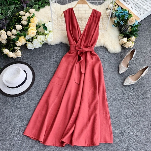 Modern női ruha V-nyakkal több színben