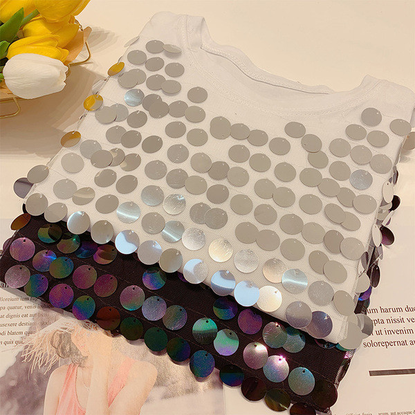 Tricou elegant de damă cu paiete în alb și negru