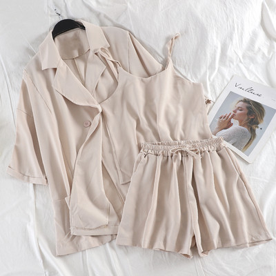 Elegáns női szett három részből - kabát, felső és rövidnadrág több színben