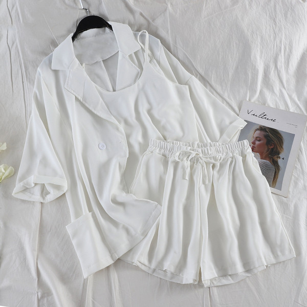 Elegáns női szett három részből - kabát, felső és rövidnadrág több színben