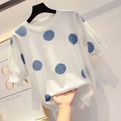 Tricou de damă modern cu puncte în alb și negru