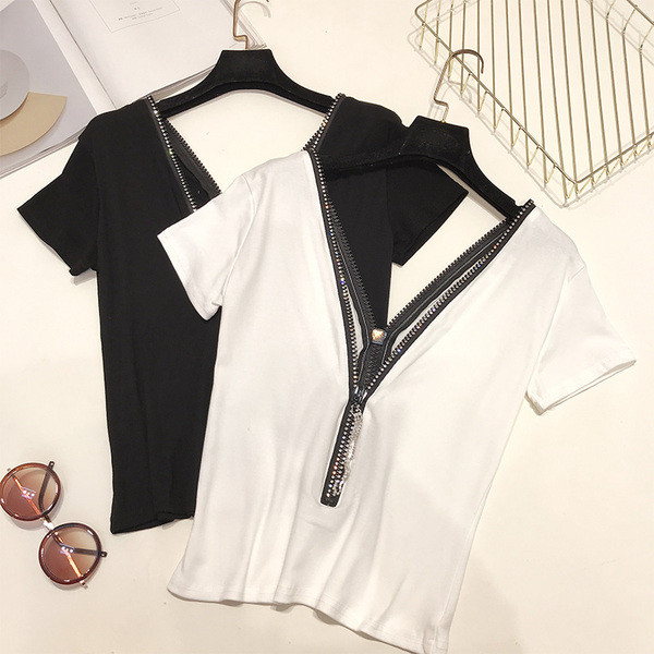Stílusos női cipzáras póló fehér és fekete színben