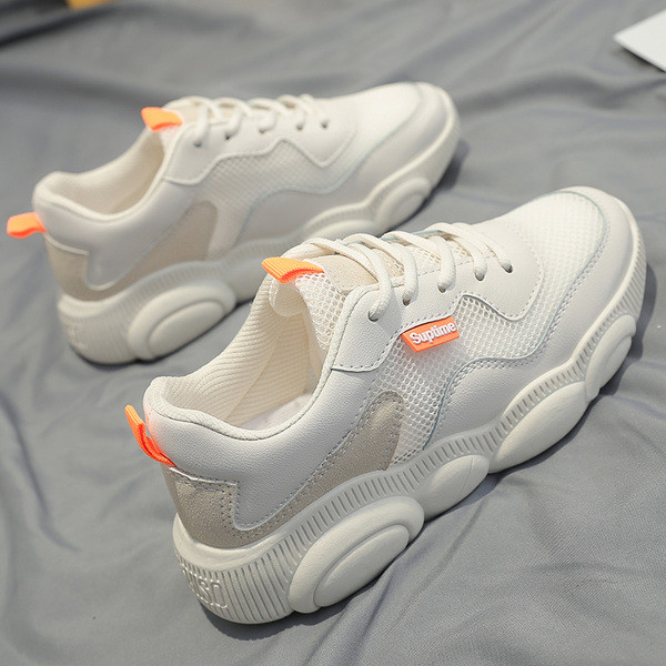 Modern női tornacipő magas talppal, három színben